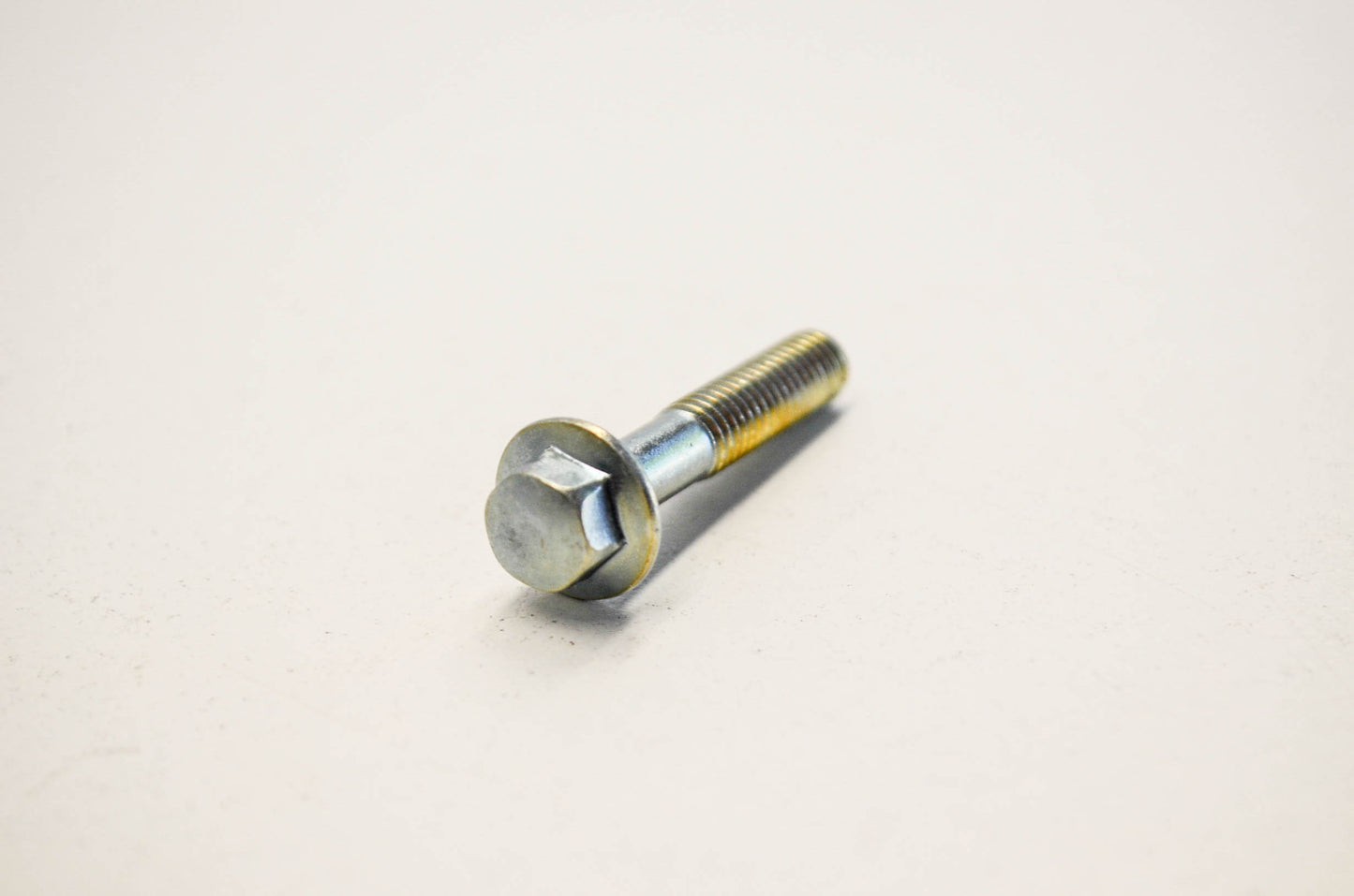 OEM Honda 90004-GHB-690 Flange Bolt (6X32) NOS