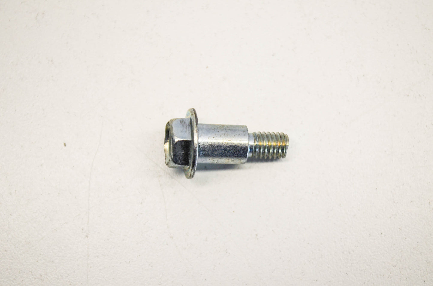 OEM Honda 90020-438-000 Flange Bolt (6X20) NOS