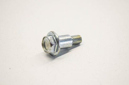 OEM Honda 90020-438-000 Flange Bolt (6X20) NOS