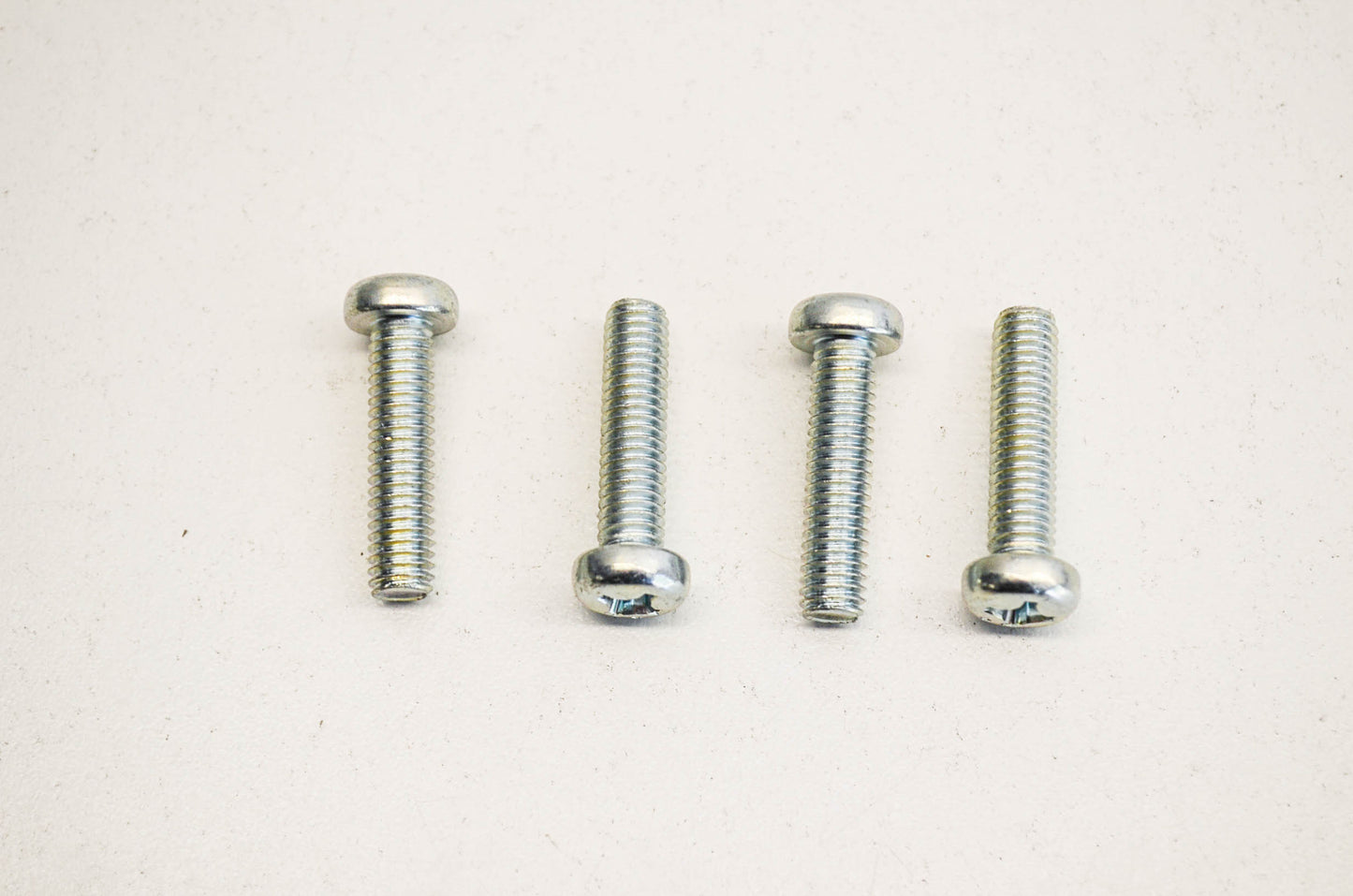 OEM Honda 93500-06025-0A Pan Screw (6X25) Qty 4 NOS
