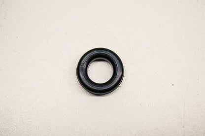 OEM Honda 55204-GJ2-000 Oil Tube Grommet NOS