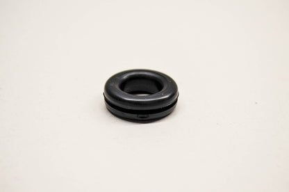 OEM Honda 55204-GJ2-000 Oil Tube Grommet NOS