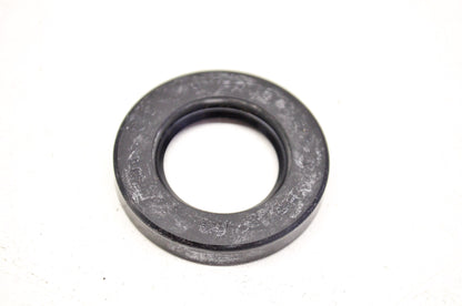 OEM Honda 91204-216-000 Oil Seal 20X35X5.5 NOS