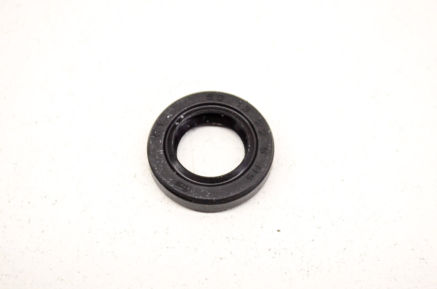 OEM Honda 91204-KE8-003 Oil Seal 13X22X5 NOS