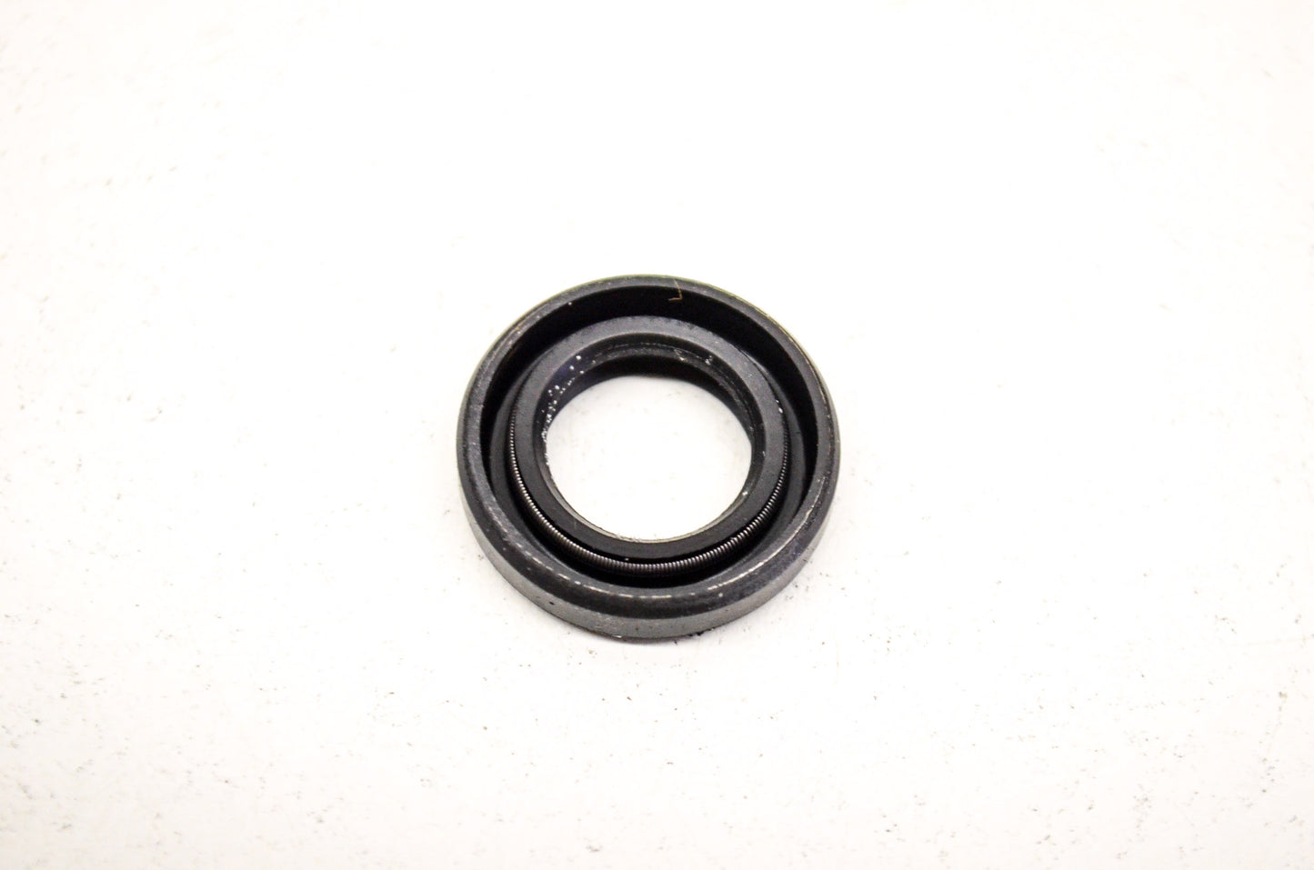 OEM Honda 91204-KE8-003 Oil Seal 13X22X5 NOS