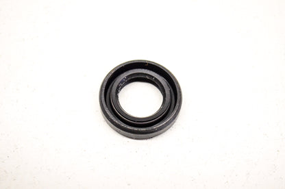 OEM Honda 91204-KE8-003 Oil Seal 13X22X5 NOS