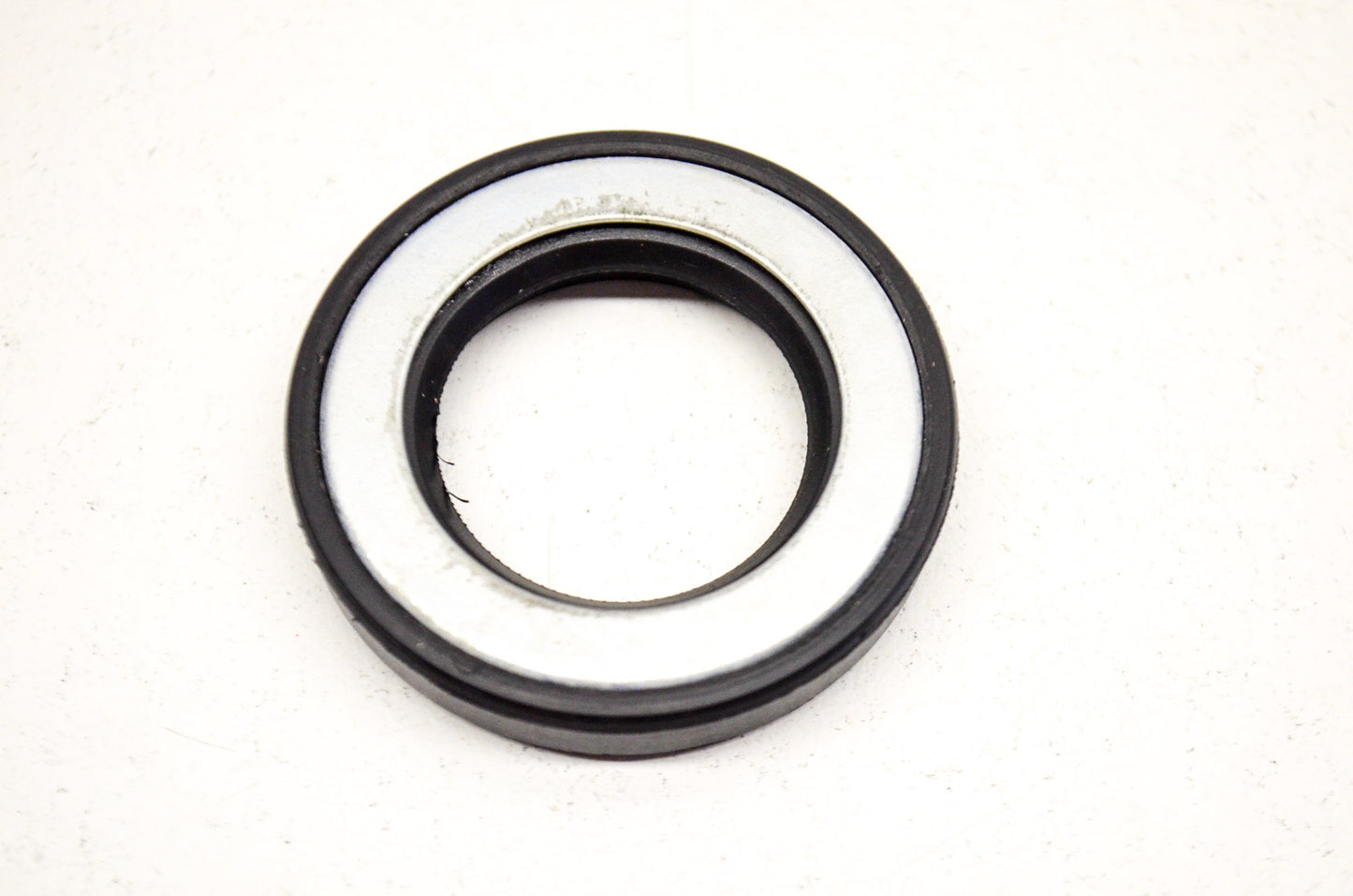 OEM Honda 91201-425-003 Oil Seal 25X42X8 NOS