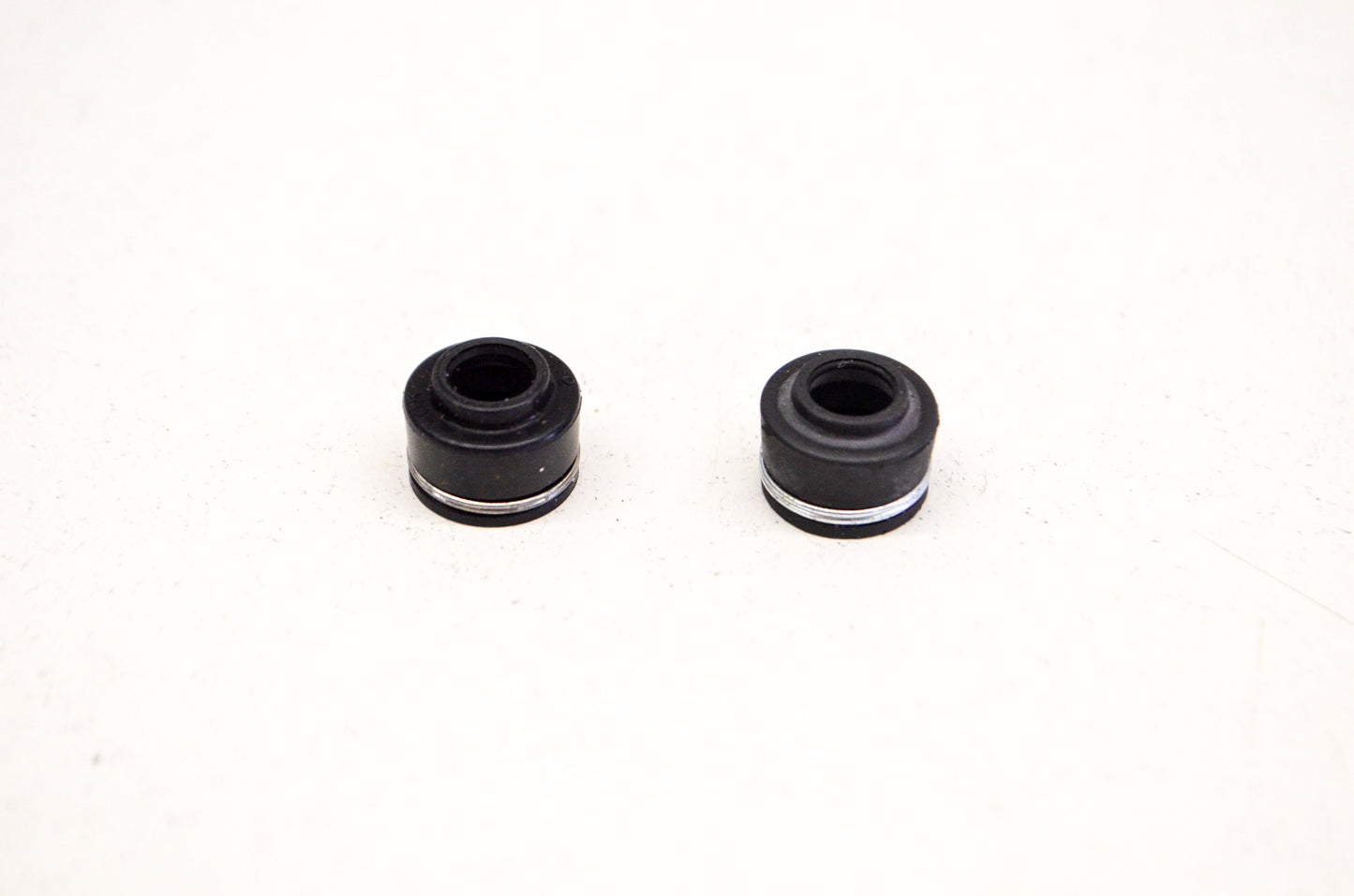 OEM Honda 12209-422-005 Valve Stem Seal Qty 2 NOS