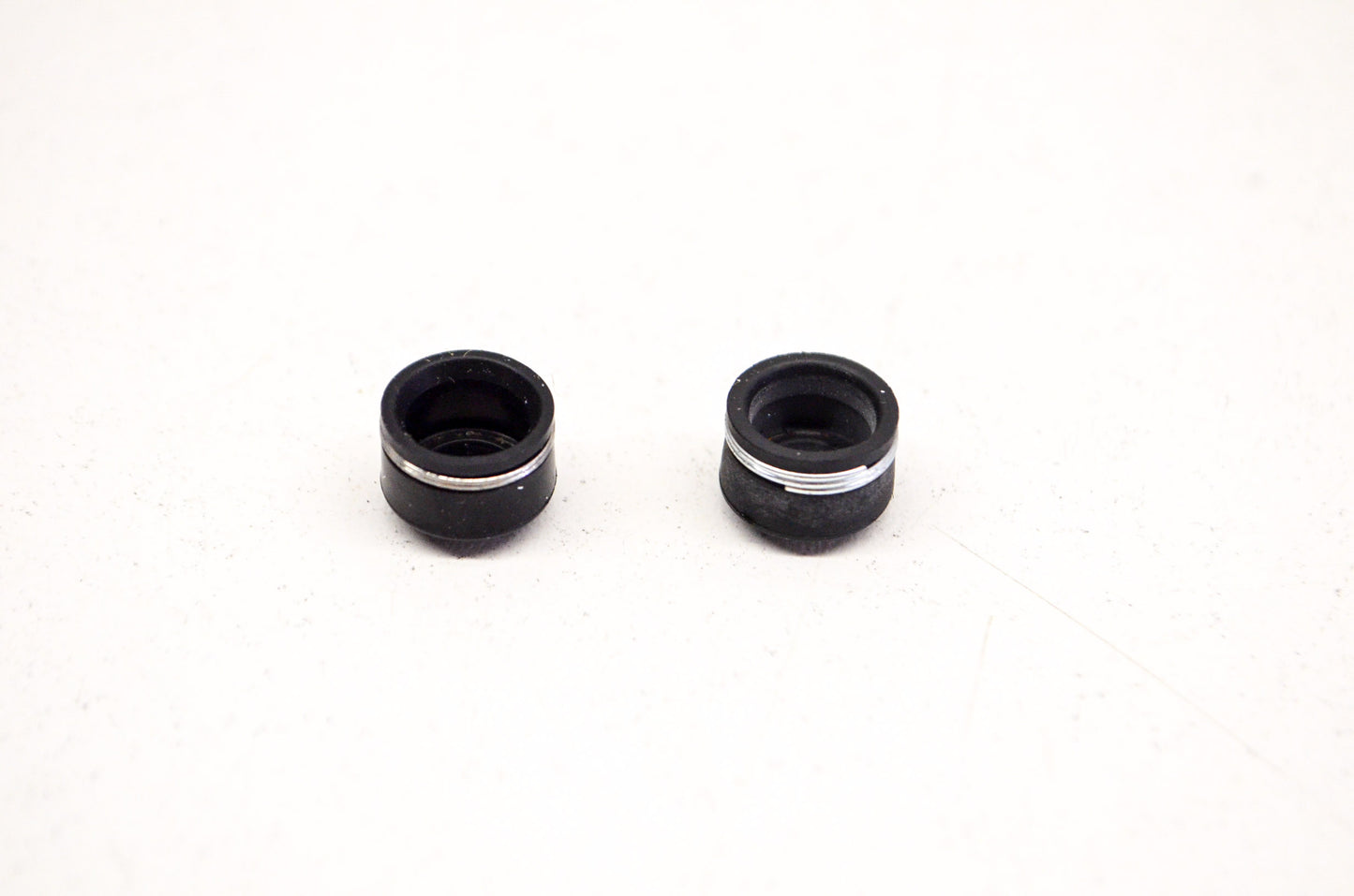 OEM Honda 12209-422-005 Valve Stem Seal Qty 2 NOS