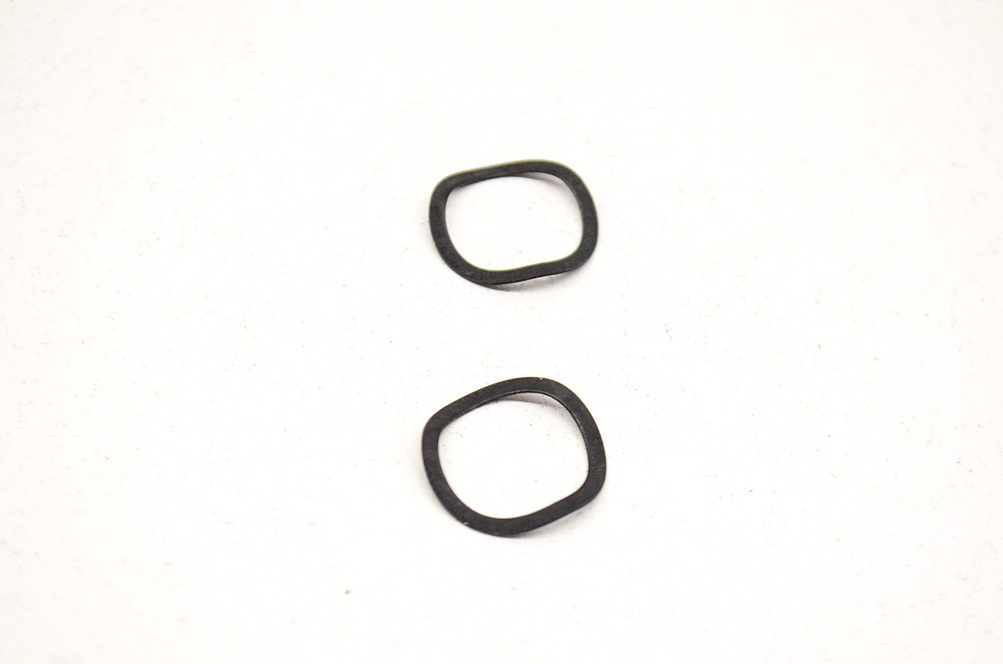 OEM Honda 16956-ZE1-811 Spring Qty 2 NOS
