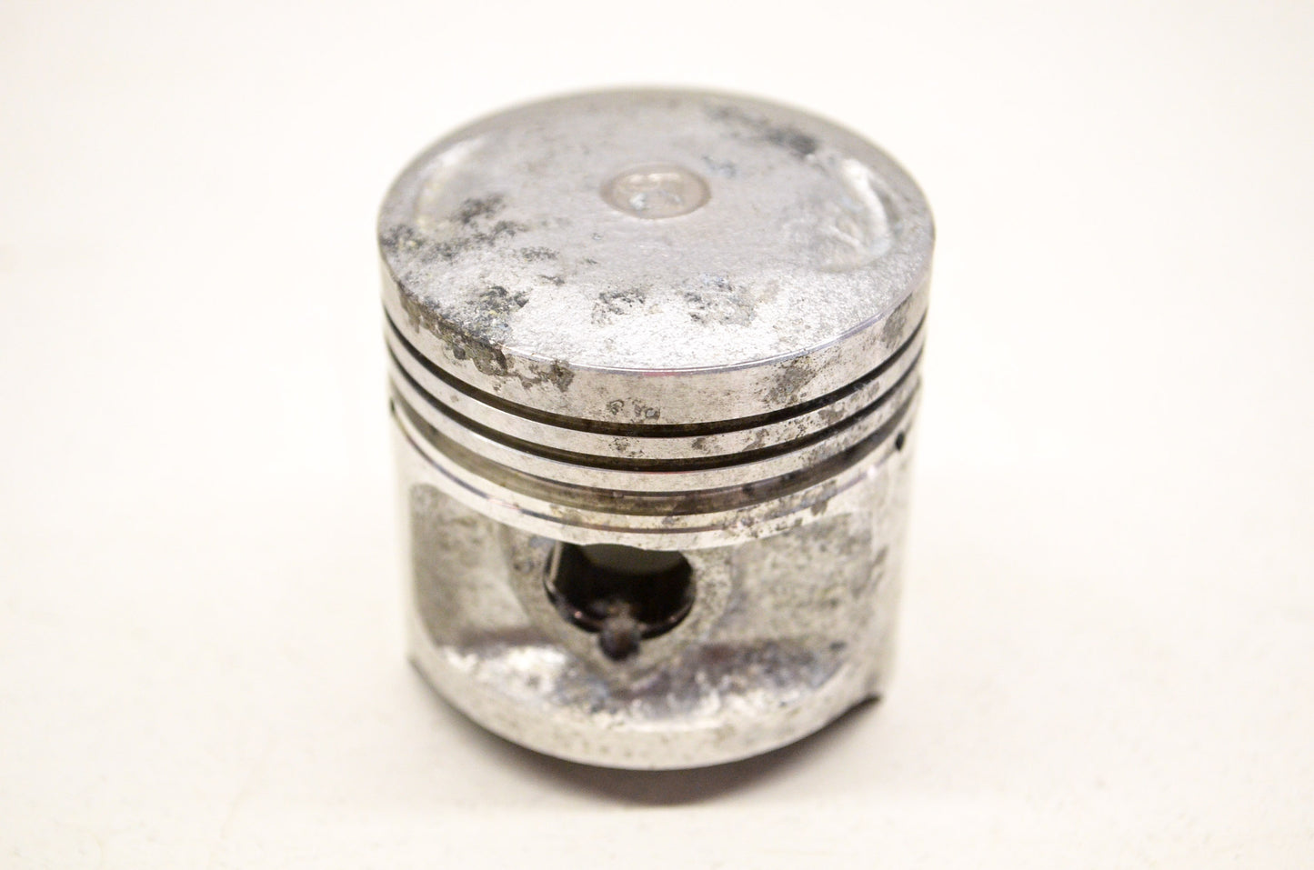 OEM Honda 13103-176-000 Piston (OS) (0.50) NOS