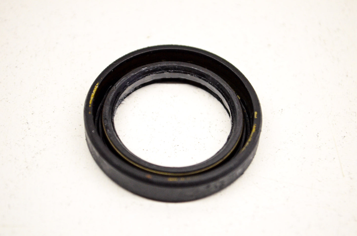OEM Honda 91201-KS6-004 Oil Seal 26X37X7 NOS