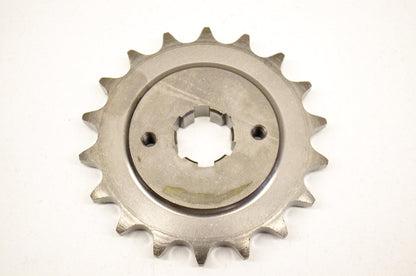 OEM Honda 23801-300-620 Sprocket 18T NOS