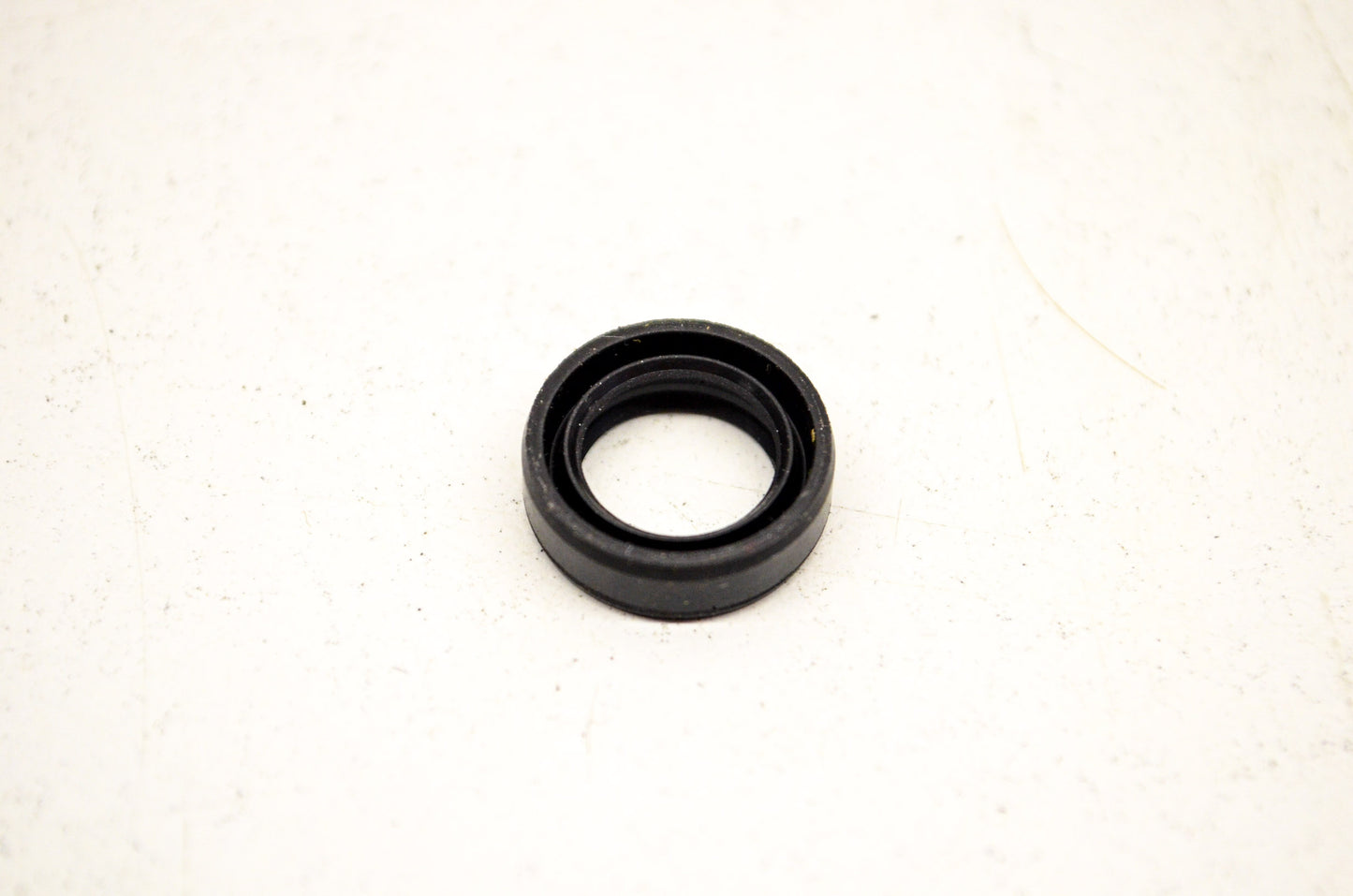 OEM Honda 91202-MG3-003 Oil Seal 11X16X5 NOS
