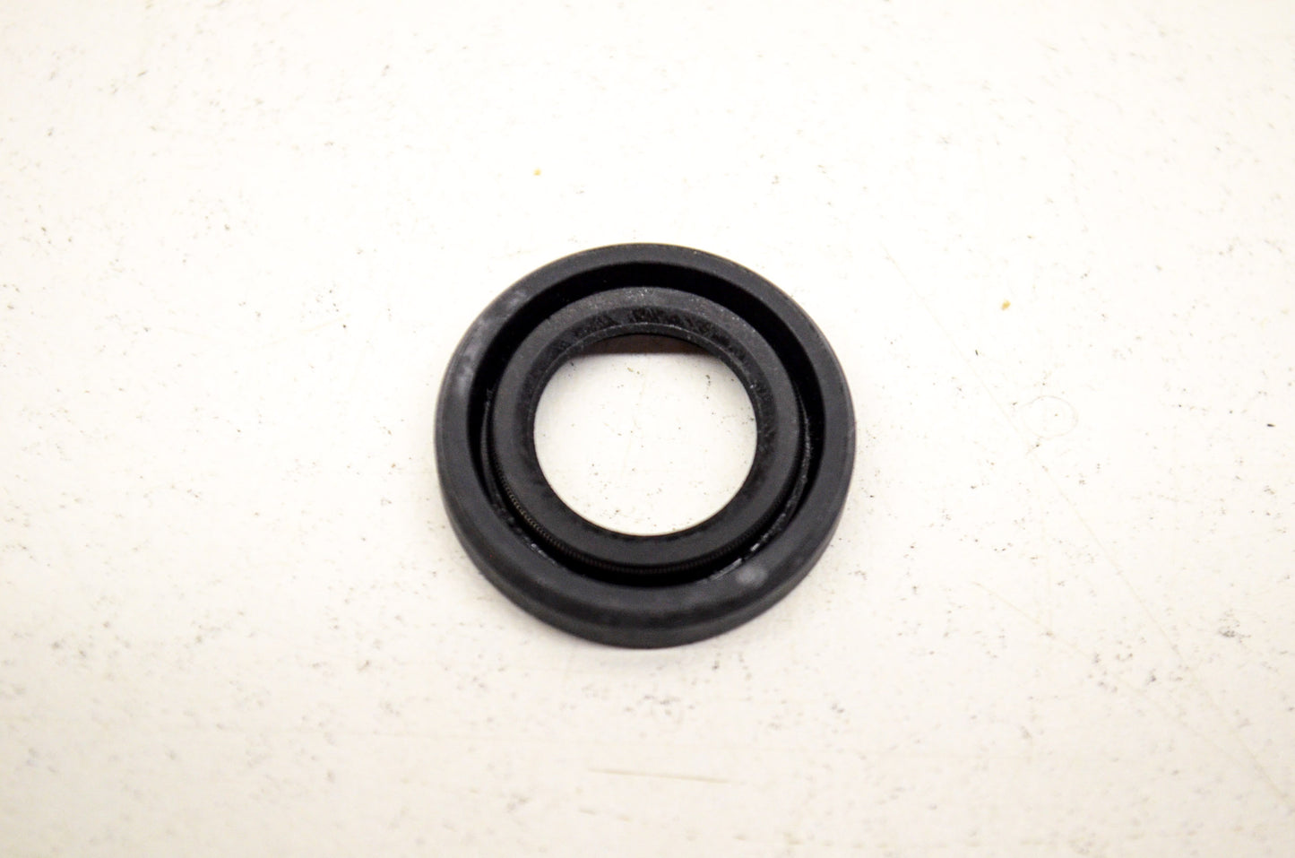 OEM Honda 91201-035-015 Oil Seal 12X21X4 NOS