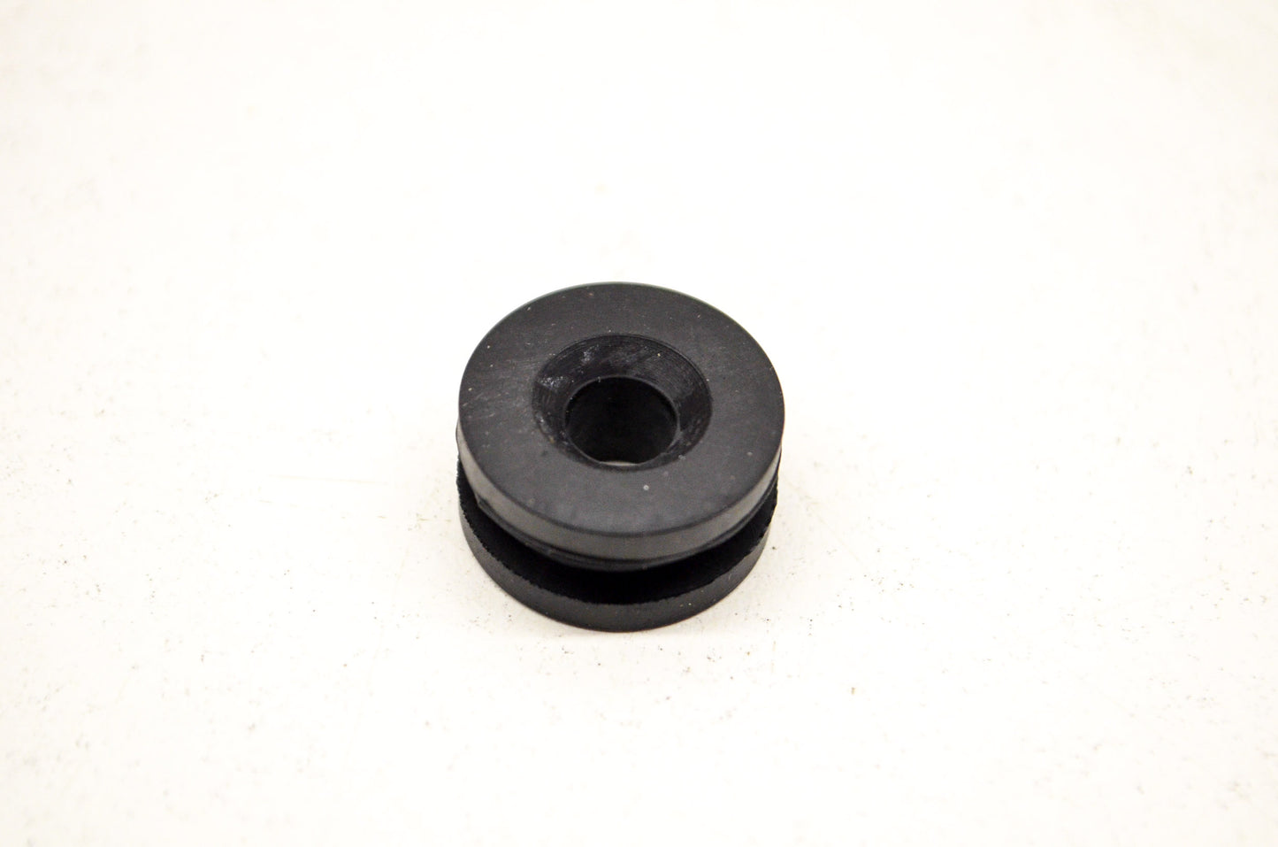 OEM Honda 84905-ME5-000 Side Cover Set Rubber NOS