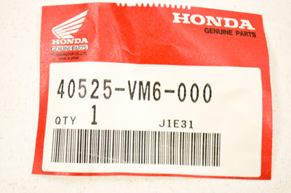 OEM Honda 40525-VM6-000 Chain Case Seal B NOS
