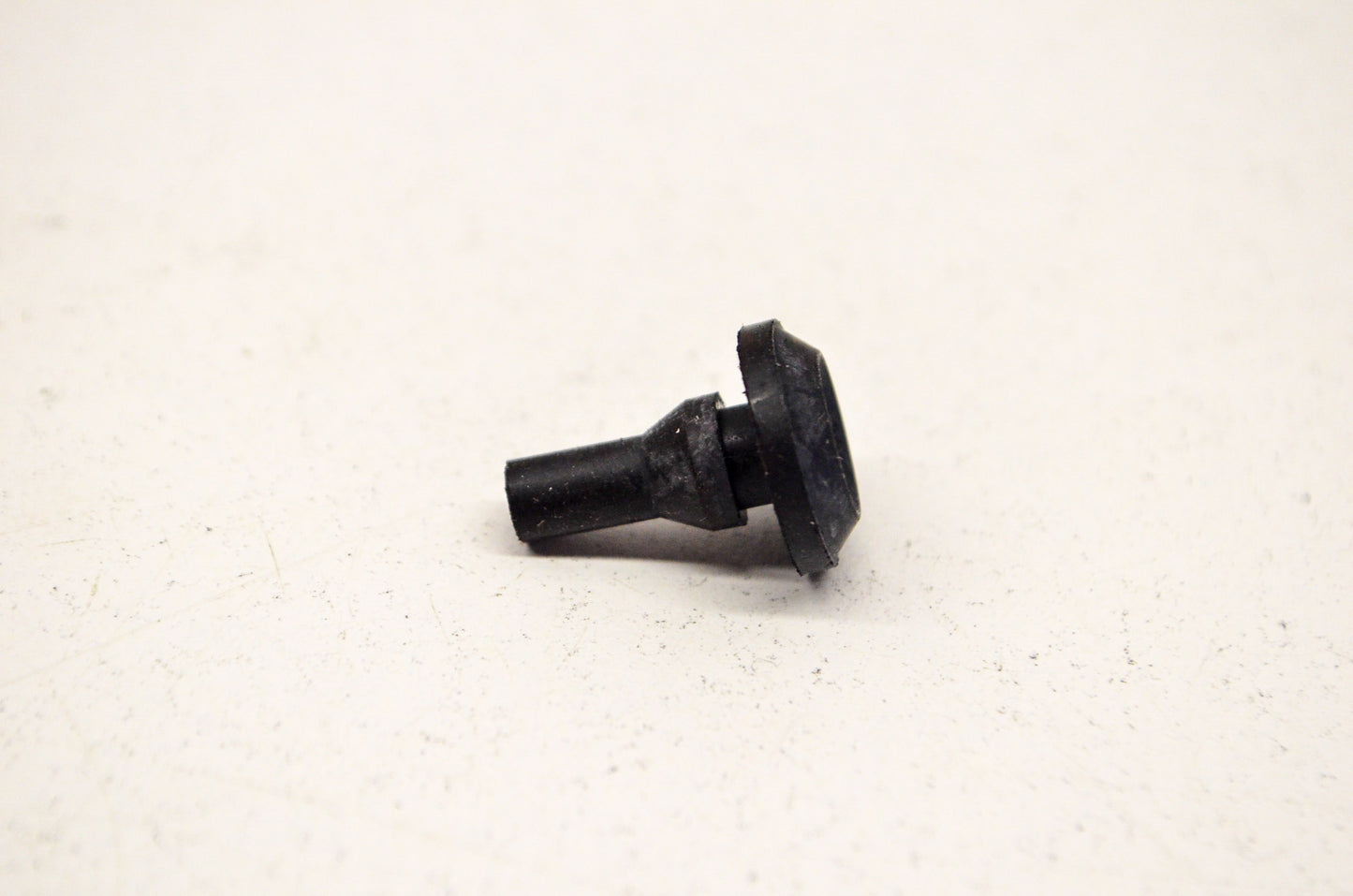 OEM Honda 81310-HA0-680 Sub-Carrier Rubber NOS