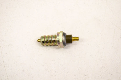 Reverse Switch NOS