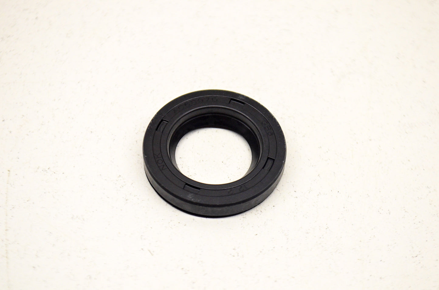OEM Honda 91203-GBG-900 Oil Seal 17X29X5 NOS