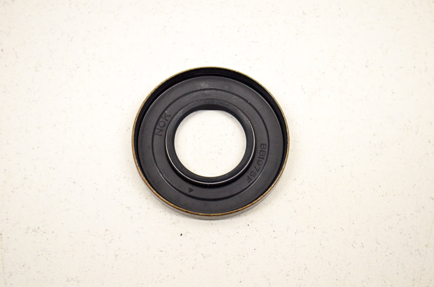 OEM Honda 91203-KF0-004 Oil Seal 17X34X4.5 NOS