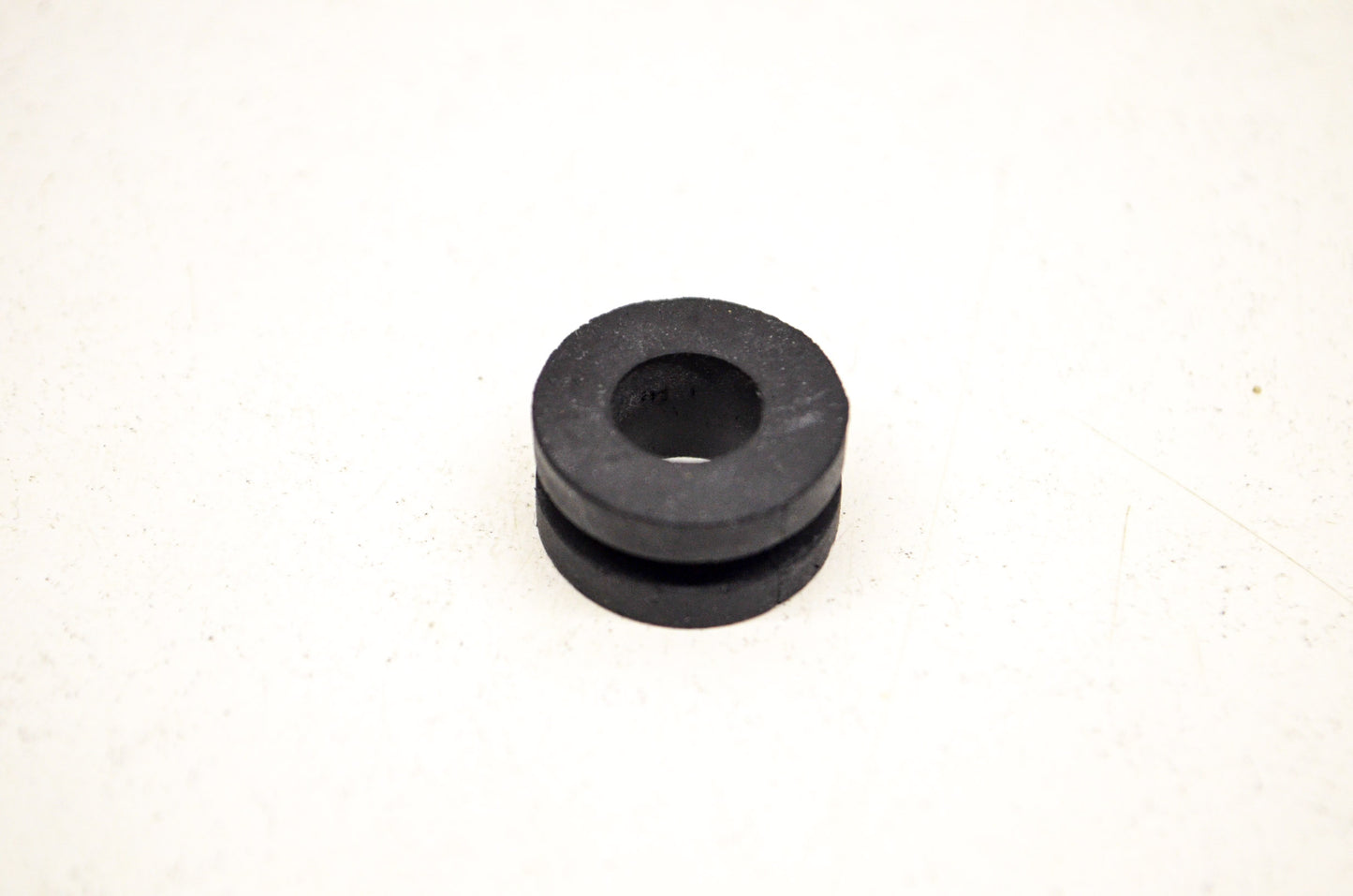 OEM Honda 17622-GB7-900 Cushion Rubber NOS