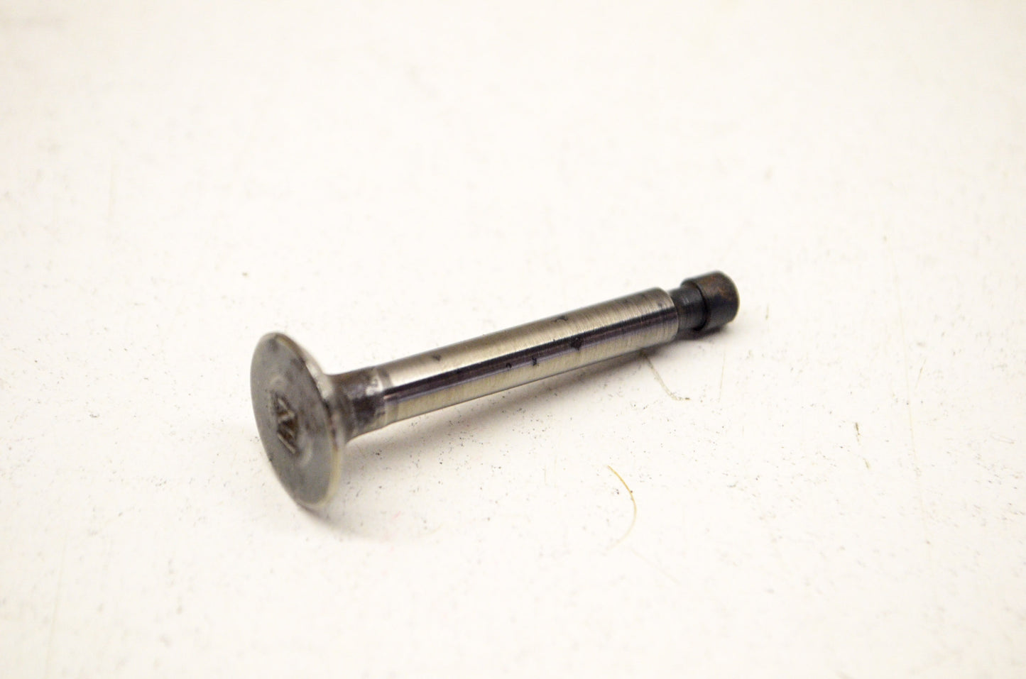 OEM Honda 14711-081-010 Intake Valve NOS