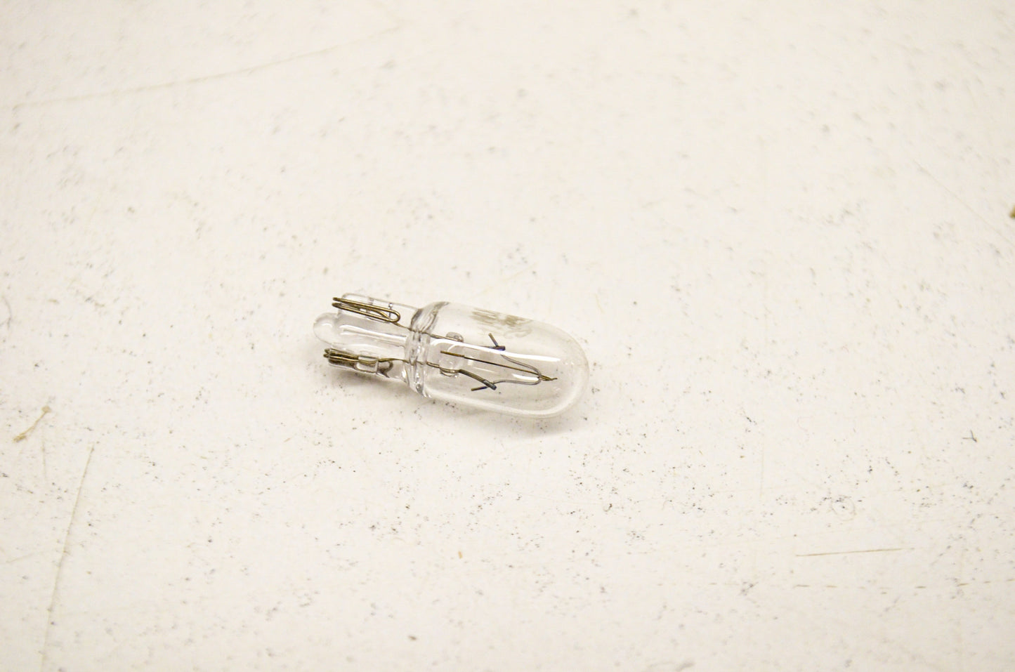 OEM Honda 34908-KM1-671 Bulb T6.5 12V 3W NOS