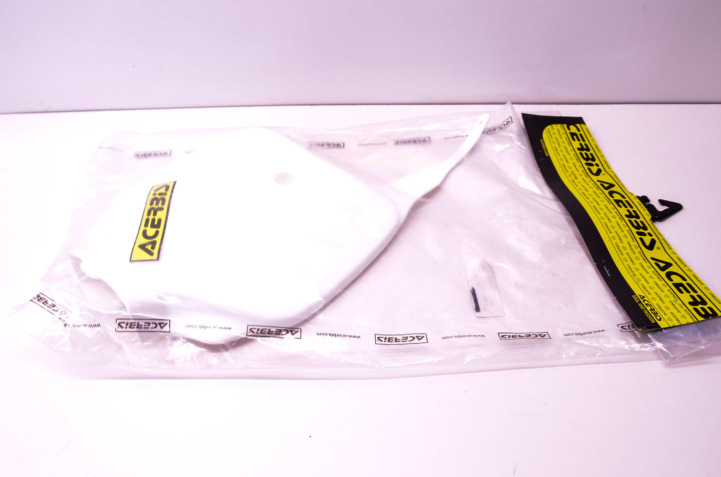 NEW Acerbis Front Number Plate Kawasaki KX 85 01-03 15-2152-06 NOS