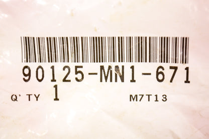 New OEM Honda 90125-MN1-671 Bolt NOS