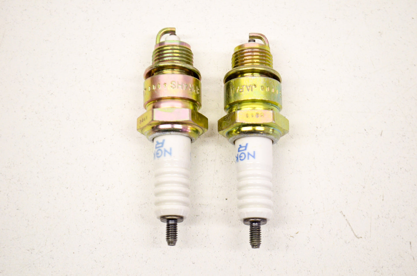 OEM Honda 98076-54917 Spark Plug (BPR4HS-10) Qty 2 NOS
