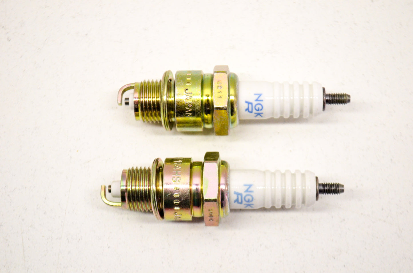 OEM Honda 98076-54917 Spark Plug (BPR4HS-10) Qty 2 NOS