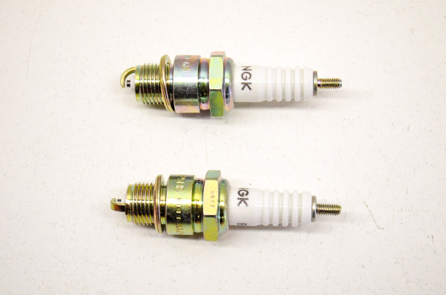 OEM Honda 98076-55719 Spark Plug (BP5HS) Qty 2 NOS