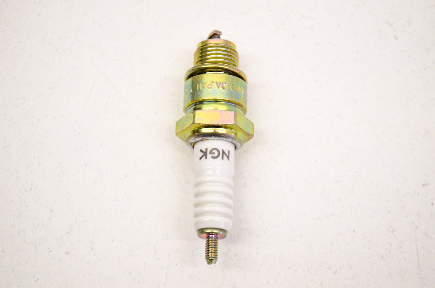 OEM Honda 98076-56719, BP6HS NGK Spark Plug NOS