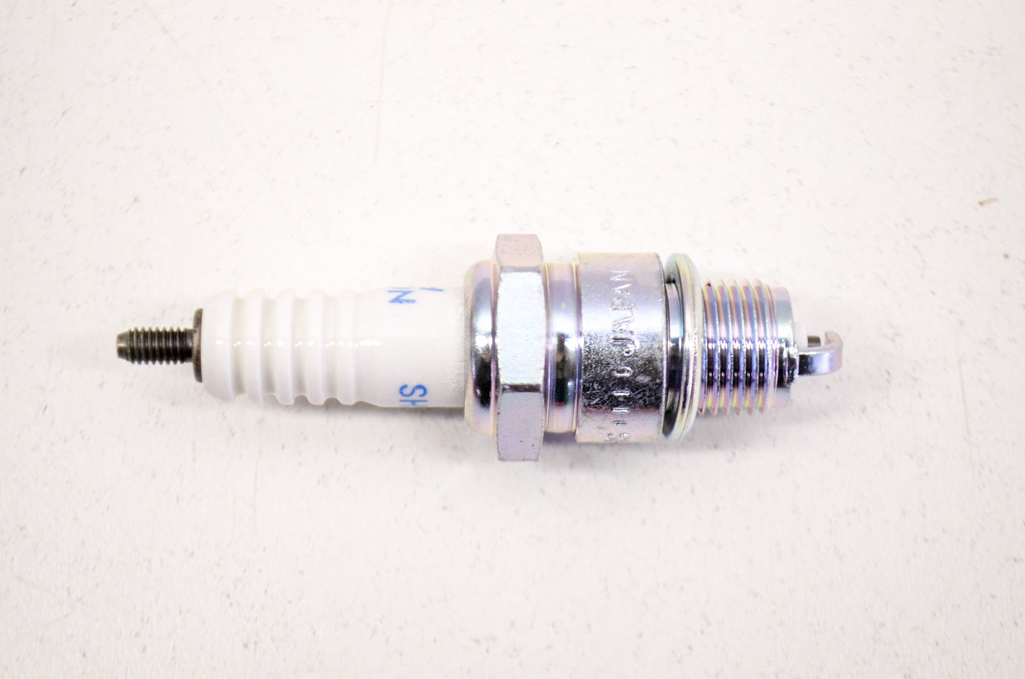 OEM Honda 98076-56717, BPR6HS NGK Spark Plug NOS