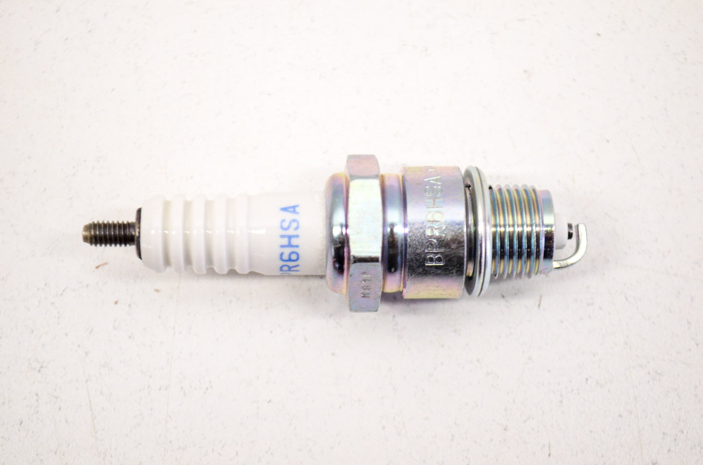 OEM Honda 98076-56715, BPR6HSA NGK Spark Plug NOS