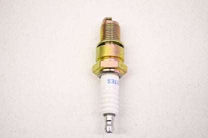 OEM Honda 98079-57846, BPR7ES NGK Spark Plug NOS