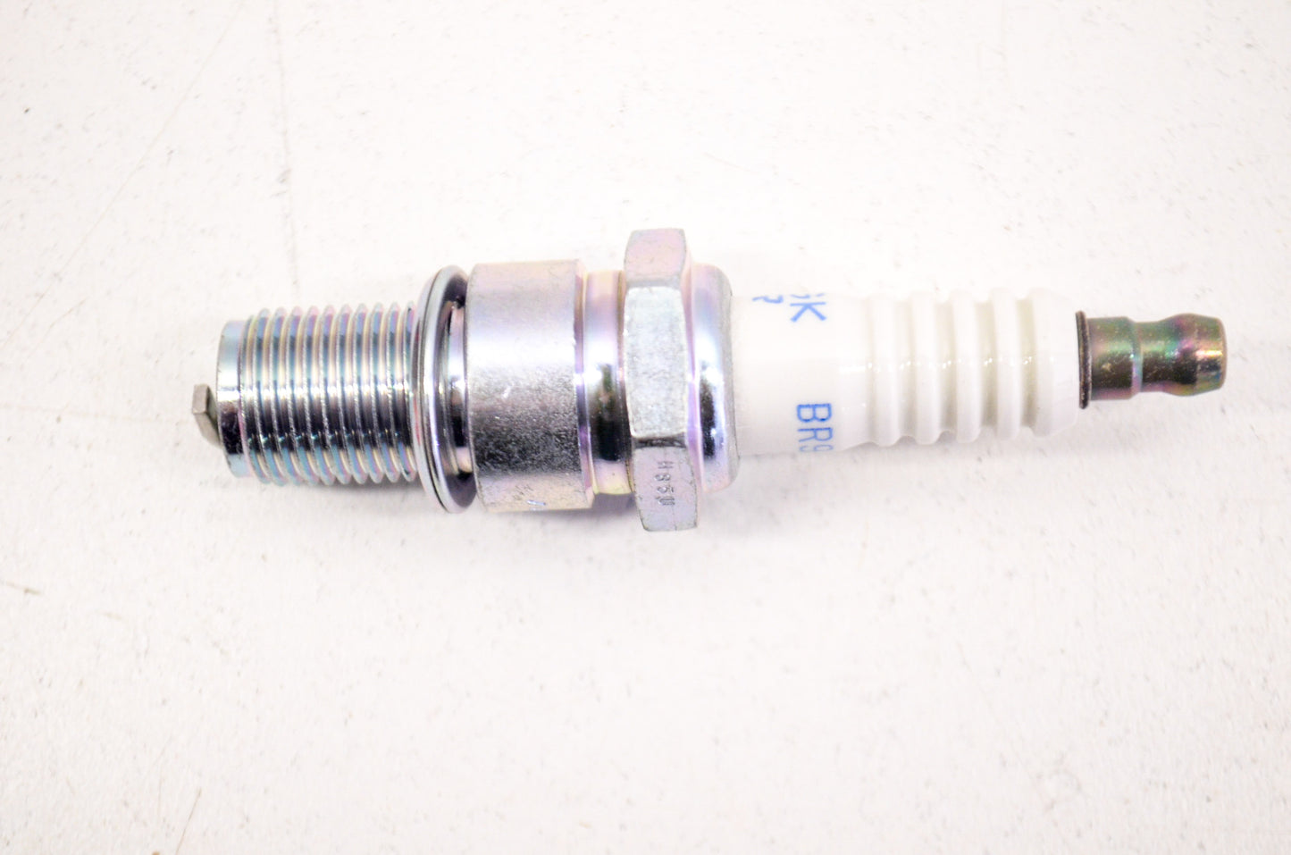 OEM Honda 31911-KSK-731 Spark Plug (BR9EG-N-8)