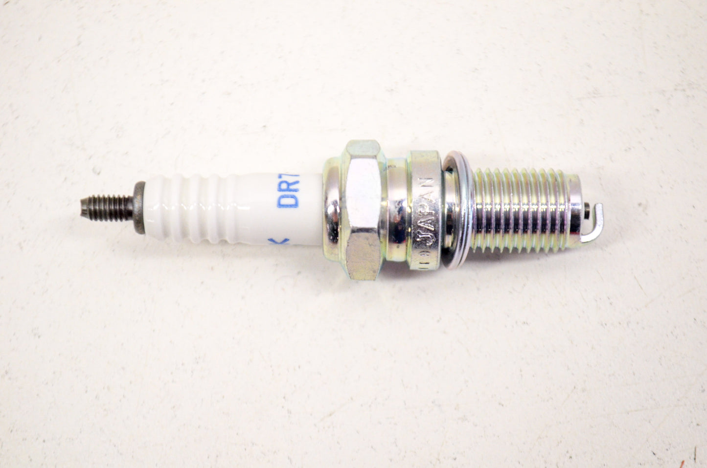 OEM Honda 98069-5771P Spark Plug (DR7EA) NOS