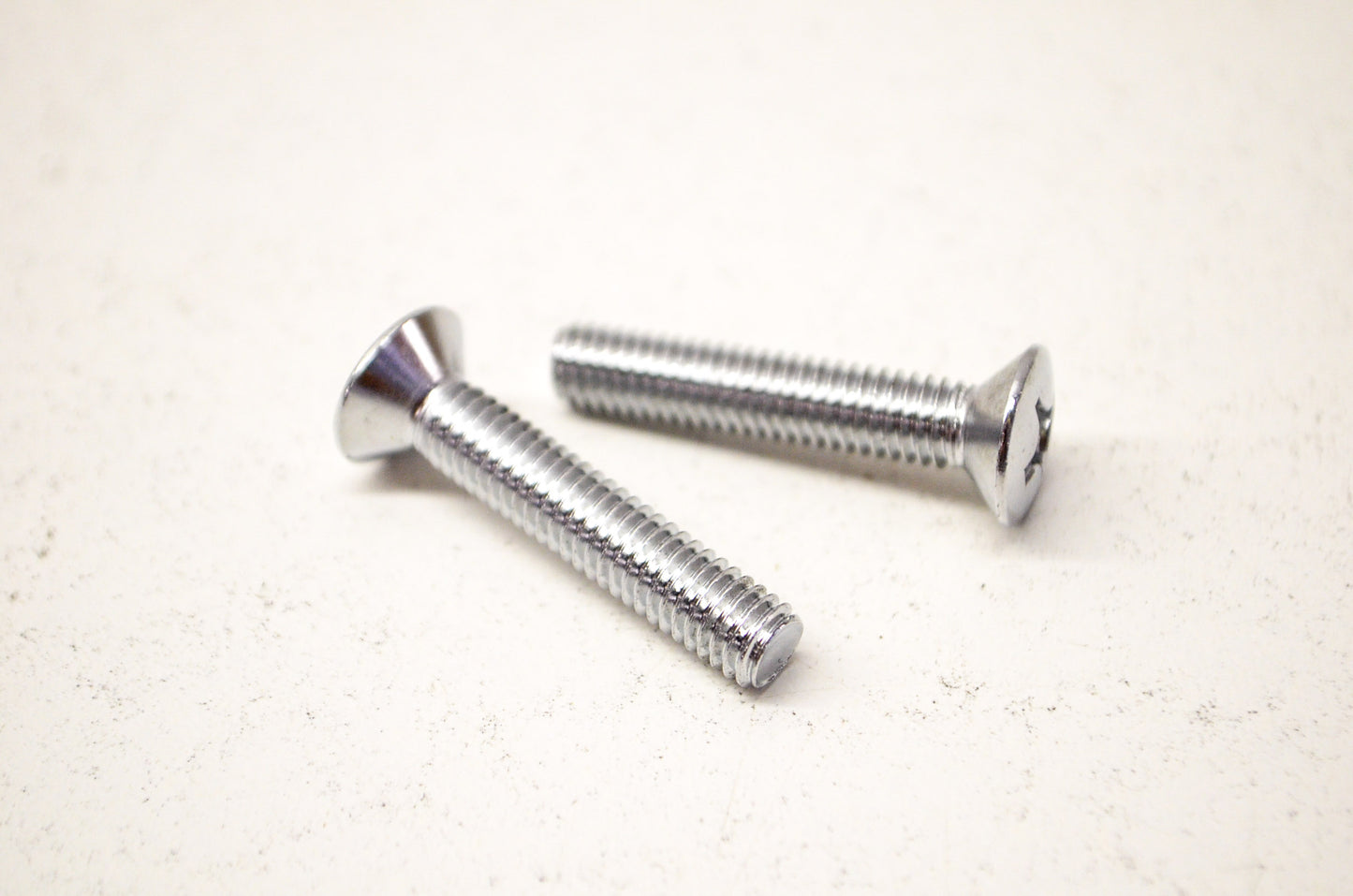 OEM Honda 93700-06032 Oval Screw 6x32 Qty 2 NOS