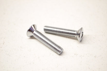 OEM Honda 93700-06032 Oval Screw 6x32 Qty 2 NOS