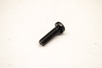 OEM Honda 93500-05018 Pan Screw 5x18 NOS