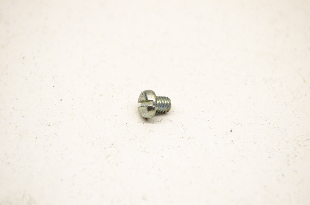 OEM Honda 93500-04005 Pan Screw 4x5 Flat Head NOS