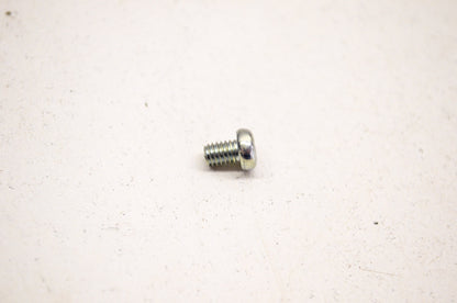 OEM Honda 93500-04006 Pan Screw 4x6 NOS