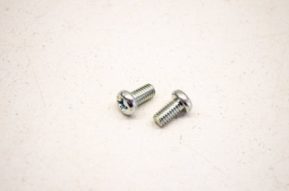 OEM Honda 93500-04008-00 Pan Screw 4x8 Qty 2 NOS
