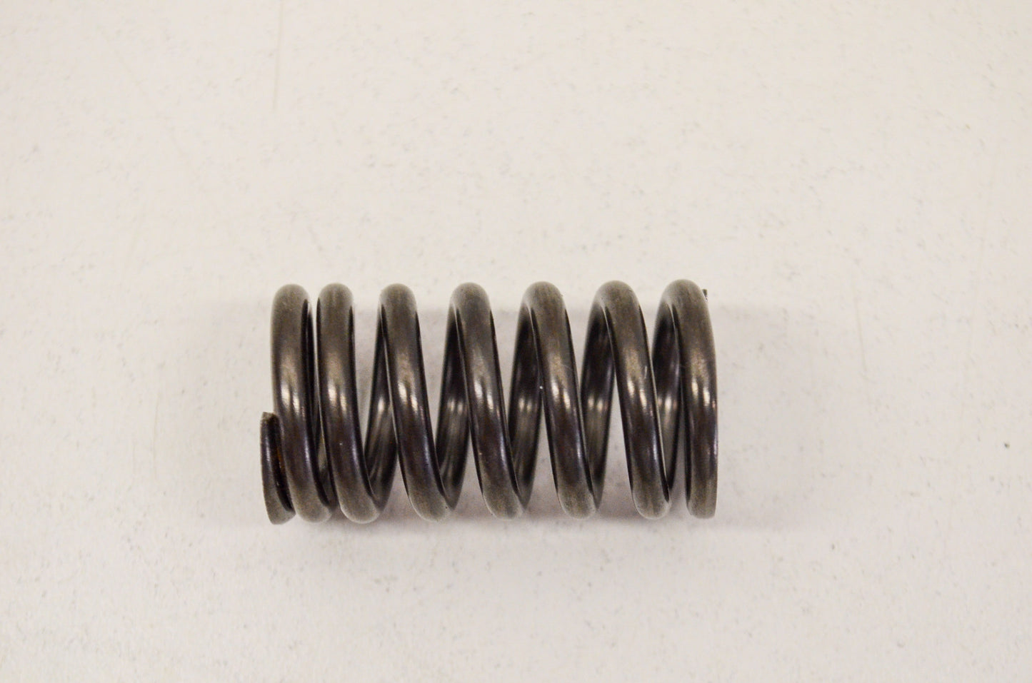 OEM Honda 14752-MEB-670 Exhaust Valve Spring NOS