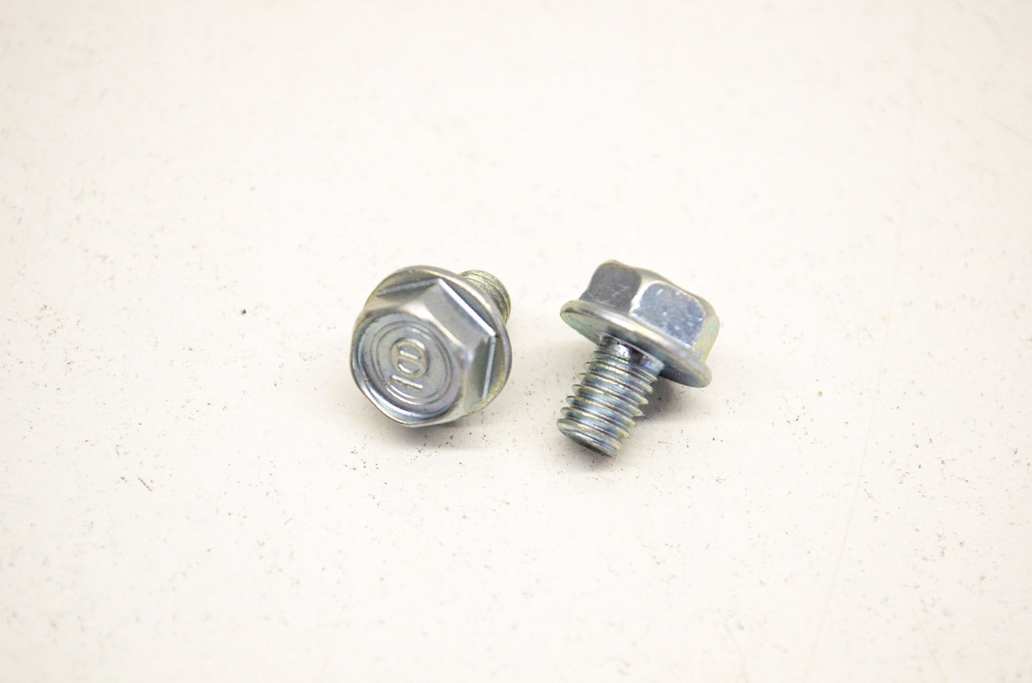 OEM Honda 95701-06008 Flange Bolt 6x8 Qty 2 NOS