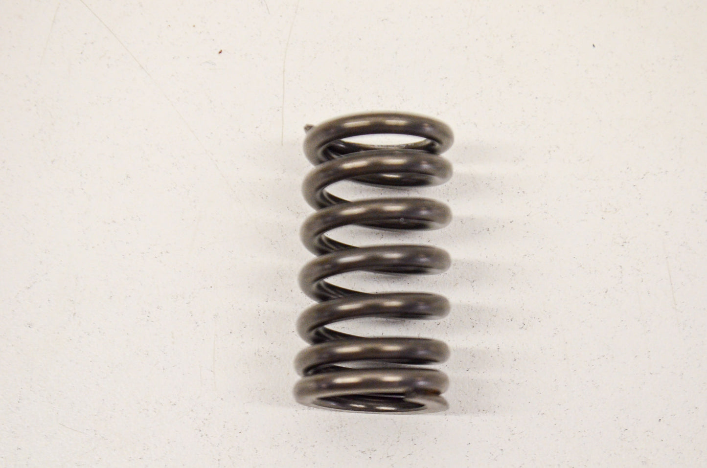 OEM Honda 14752-MEB-670 Exhaust Valve Spring NOS