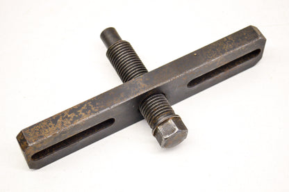Case Puller