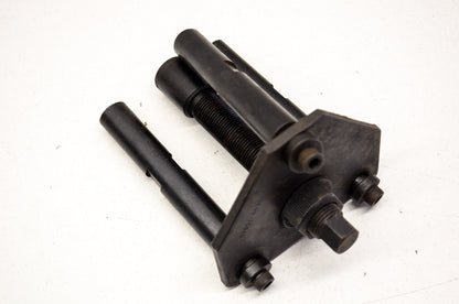 Base Puller 'A'